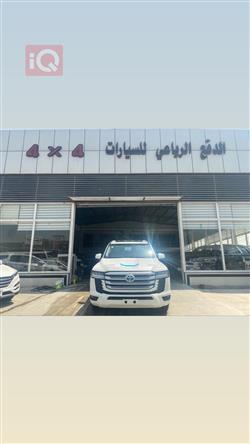 تويوتا لاندكروزر